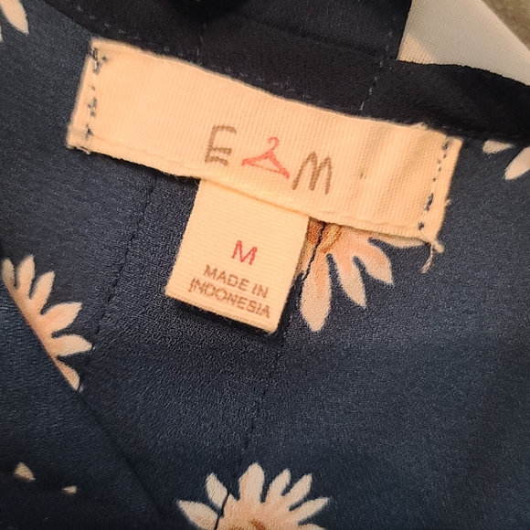 Daisy flowy top - Picture 3 of 3